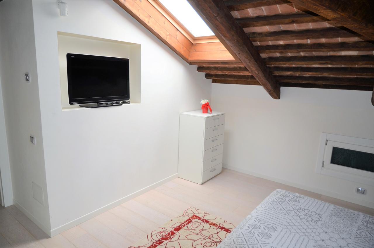 “Al Commercio” Luxury Loft 诺阿莱 外观 照片