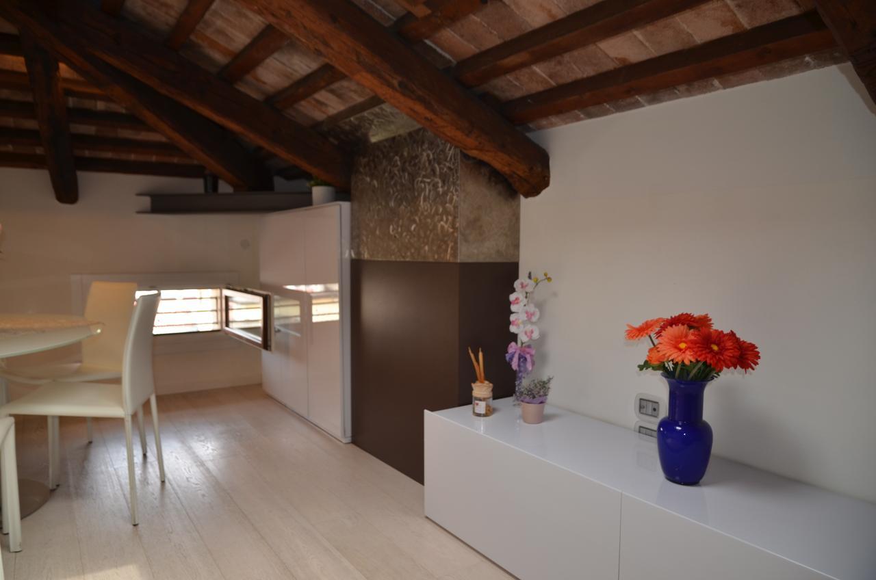 “Al Commercio” Luxury Loft 诺阿莱 外观 照片