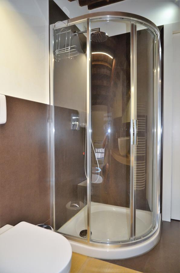 “Al Commercio” Luxury Loft 诺阿莱 外观 照片